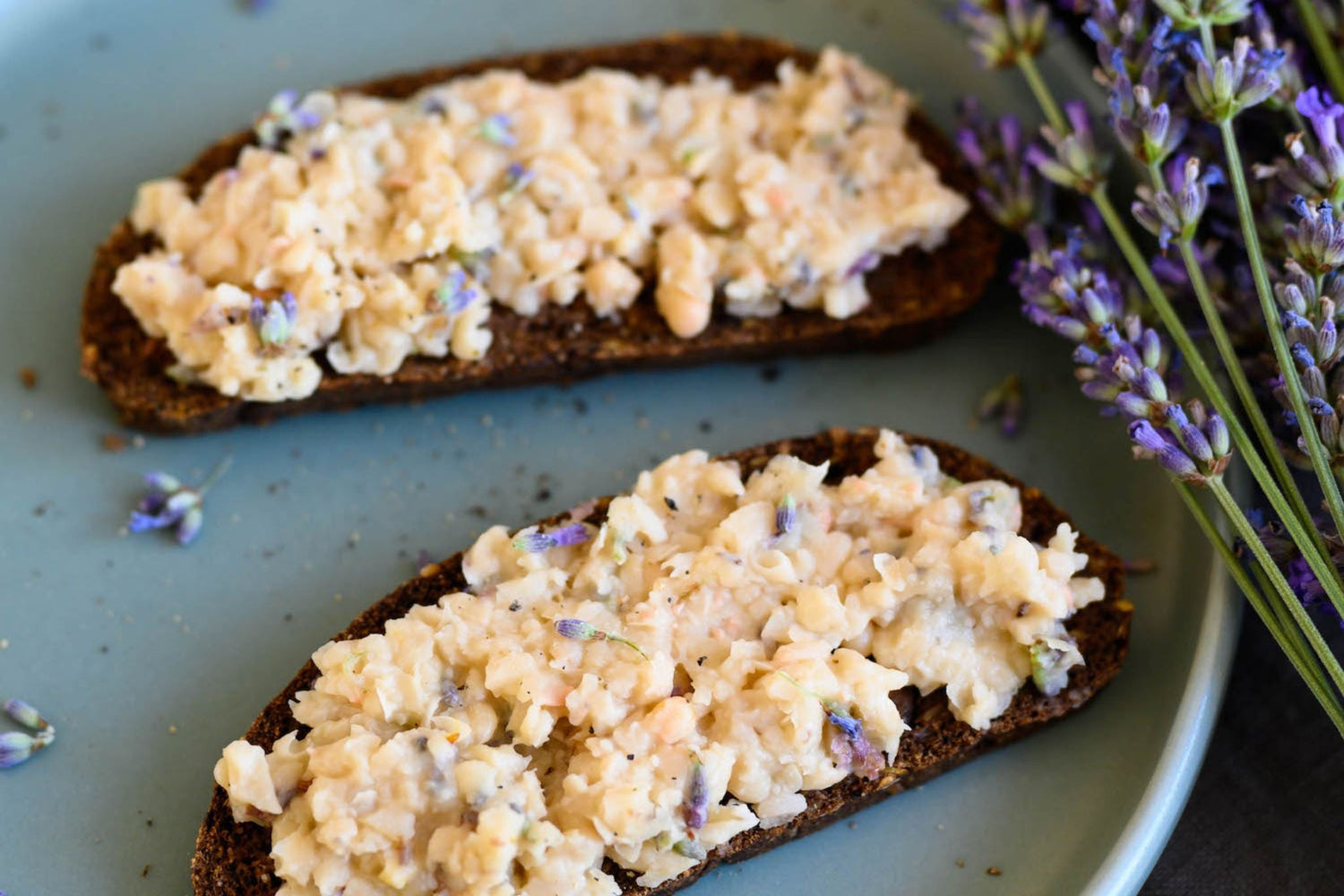 Außergewöhnlich: Bohnen-Lavendelcreme